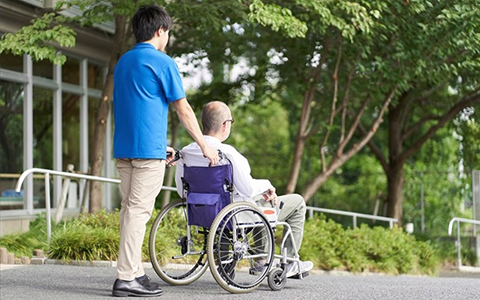 介護施設と介護を志す留学生をマッチング