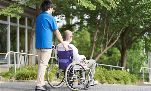 介護留学生奨学金保証事業